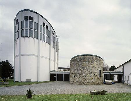 Kirche Linz - St. Theresia von aussen
