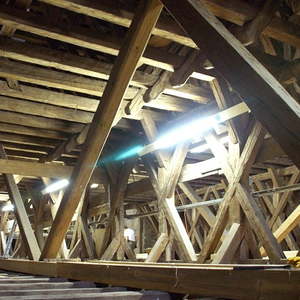Technische Details und Impressionen vom Dachboden