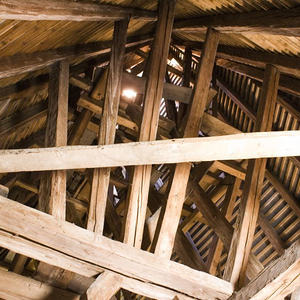 Dachbodensäuberung (2008) und Impressionen vom Dachboden