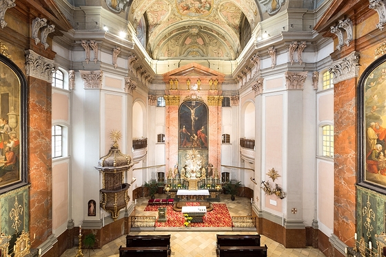 Innenraum der Klosterkirche der Elisabethinen Linz